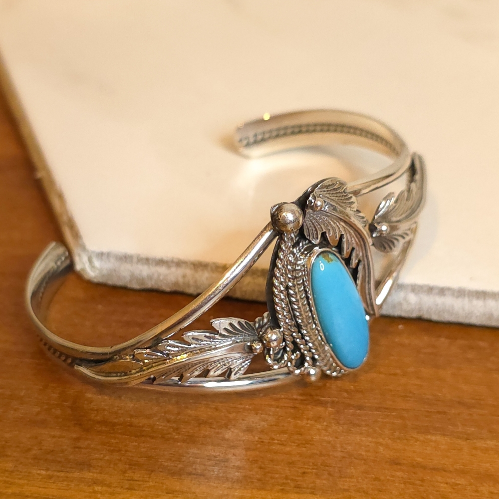 Native American Daniel Martinez Sterling Turqouise Cuff - Picture 2 of 6